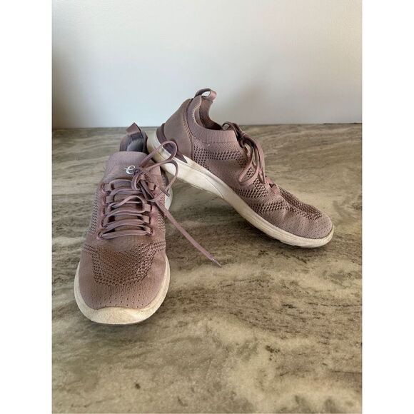 Easy Spirit Sejacie2 Light Purple Sneakers Size 7 - Picture 1 of 8